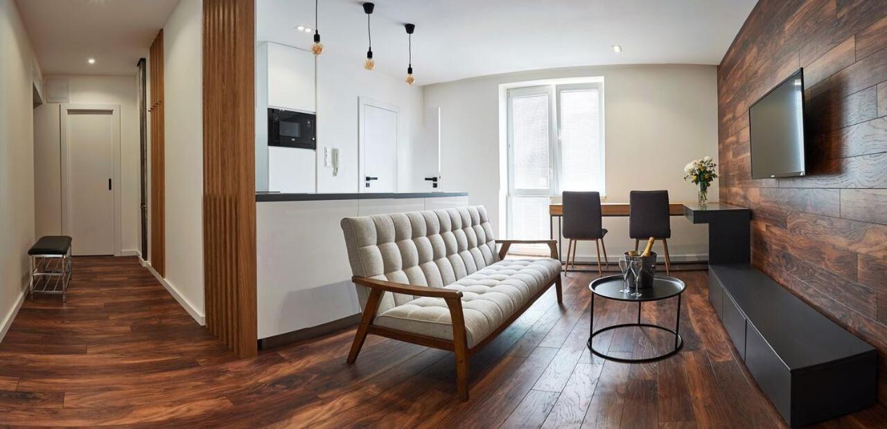 Beautiful Apartment Near The City Center Кошице Экстерьер фото